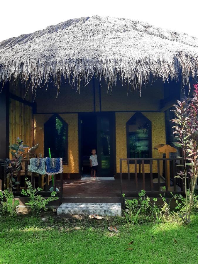 Tangga Bungalows غيلي آير المظهر الخارجي الصورة
