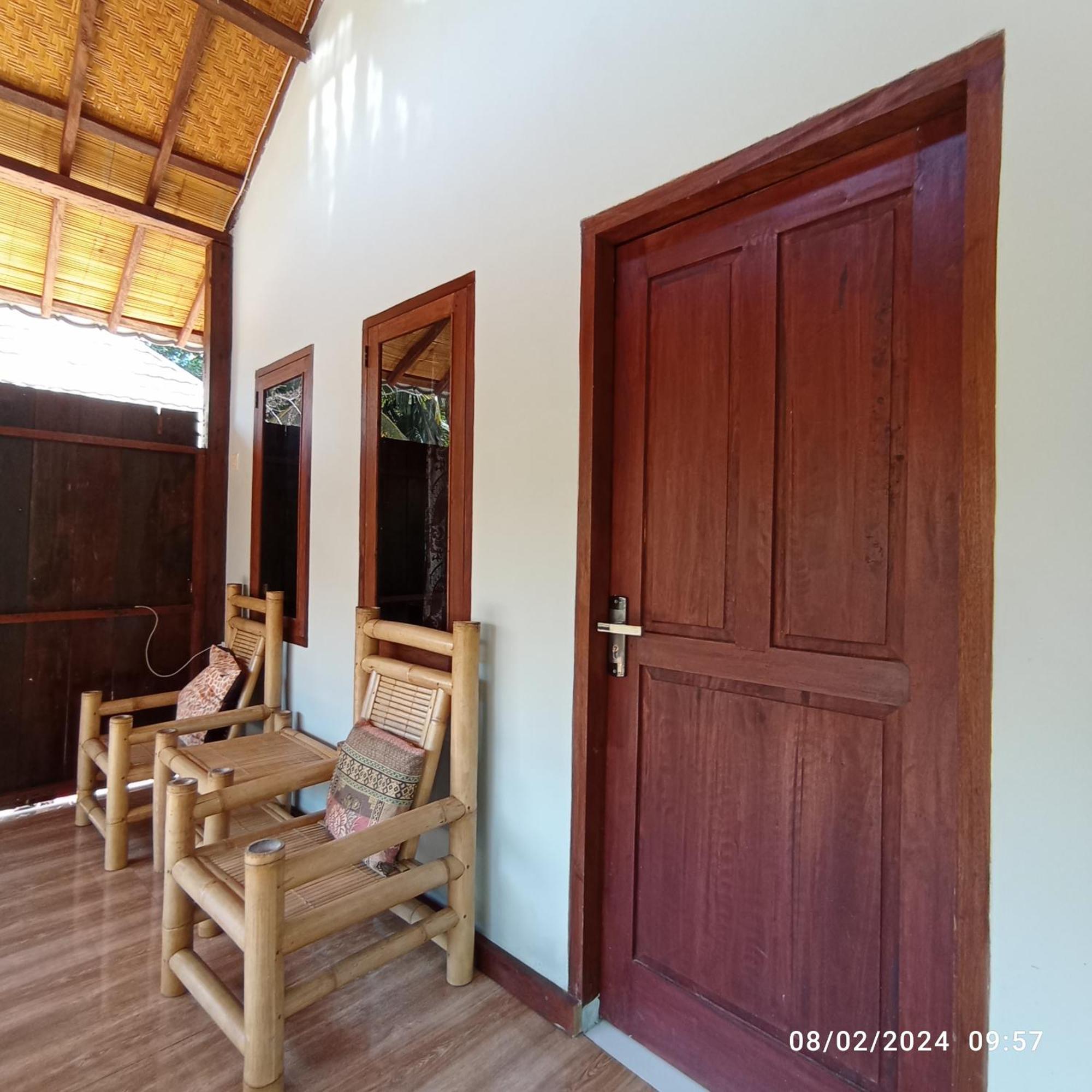 Tangga Bungalows غيلي آير المظهر الخارجي الصورة