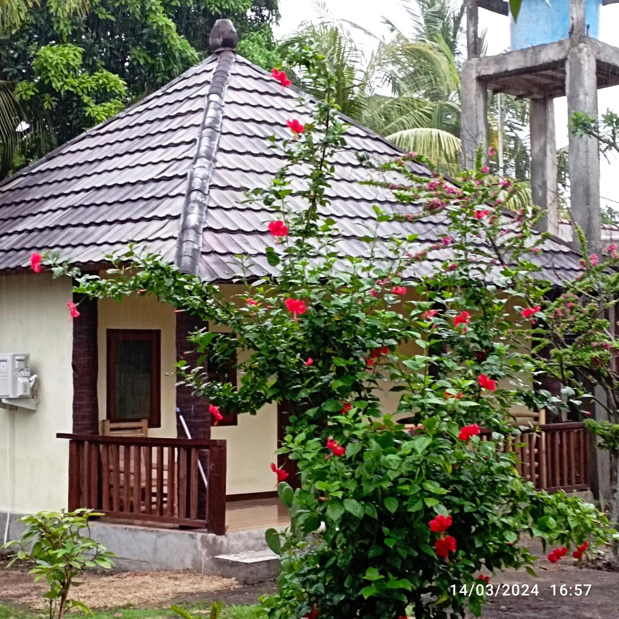 Tangga Bungalows غيلي آير المظهر الخارجي الصورة