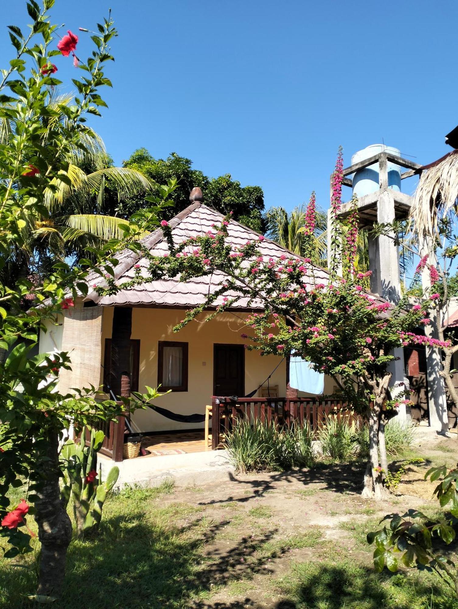 Tangga Bungalows غيلي آير المظهر الخارجي الصورة