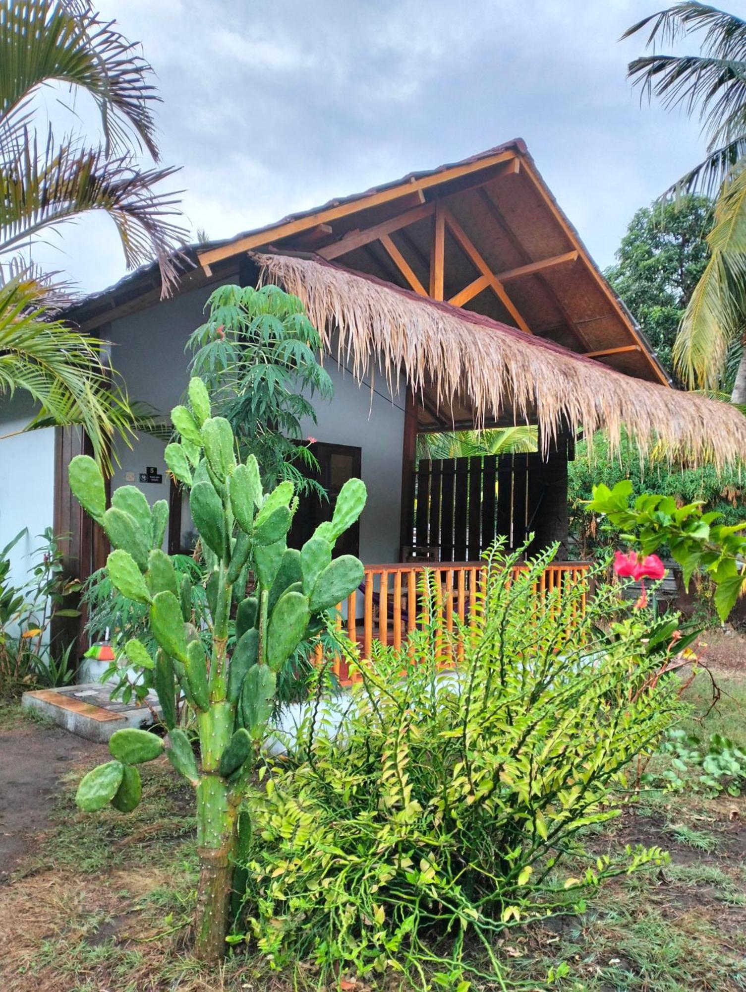 Tangga Bungalows غيلي آير المظهر الخارجي الصورة