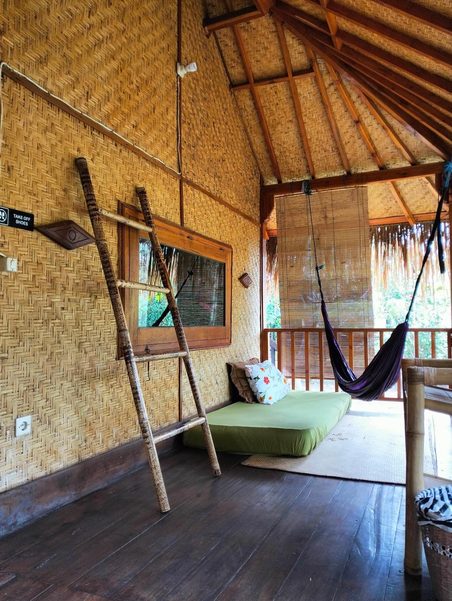 Tangga Bungalows غيلي آير الغرفة الصورة
